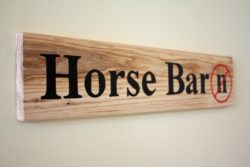3 horse bar hand painted sign