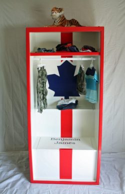 4 Toronto Maple Leafs themed dressing station