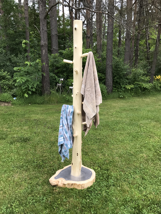 Towel Tree 1