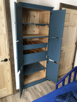 Cabinet - Pine Mineral Blue 3