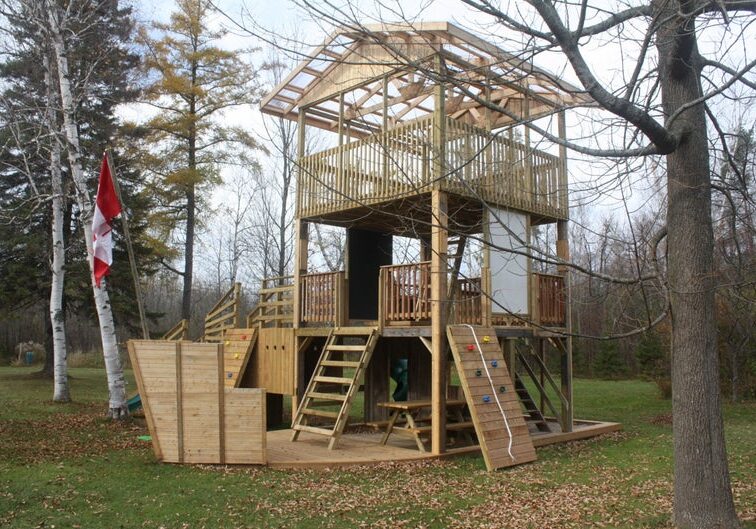 1 custom childrens play structure